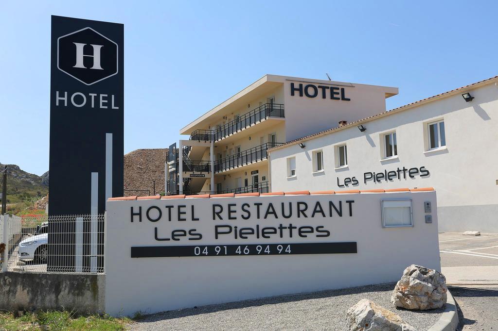 Hotel Restaurant Les Pielettes Le Rove ภายนอก รูปภาพ