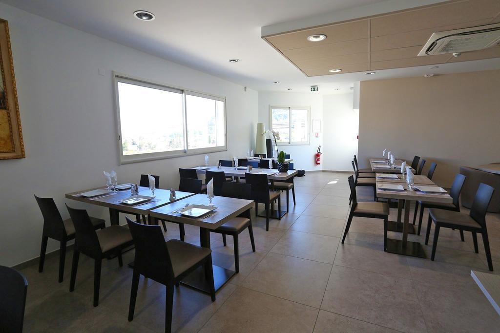 Hotel Restaurant Les Pielettes Le Rove ภายนอก รูปภาพ